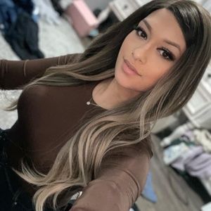 Meet your Posher, Daniella